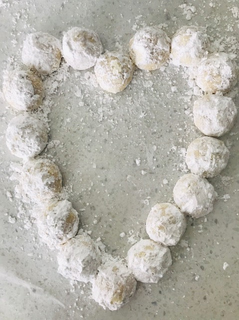 Fluffy Cookie Balls