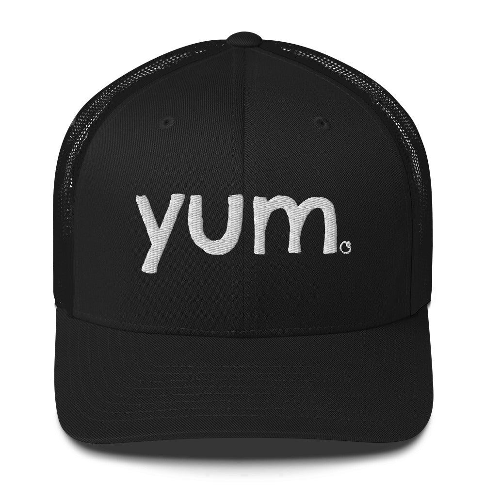 Unveil your hipster side and embrace with YUM the stylish Trucker Cap. Color: Black 