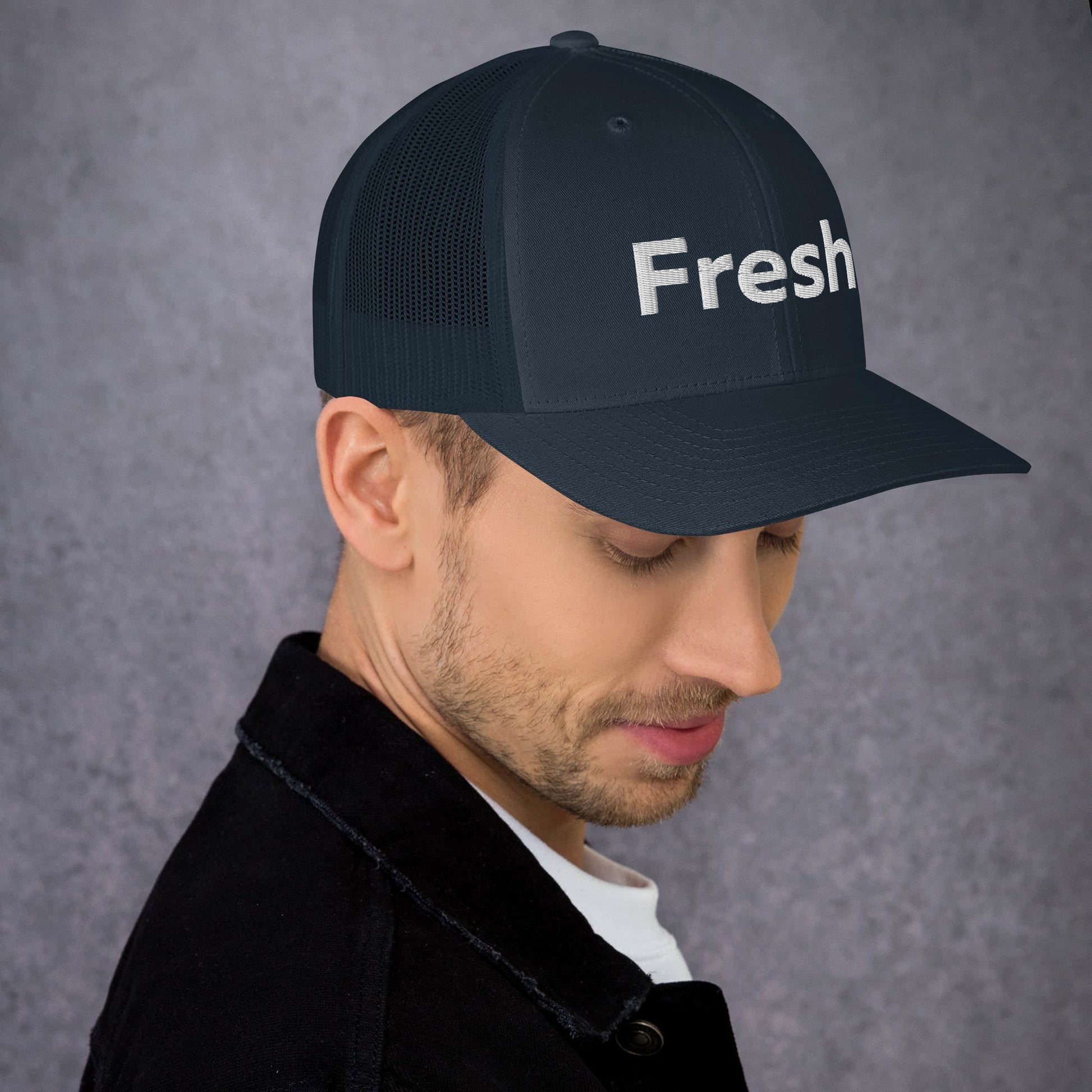 Looking for a hat that combines style and comfort? Look no further than the Fresh Hat! Color: Navy